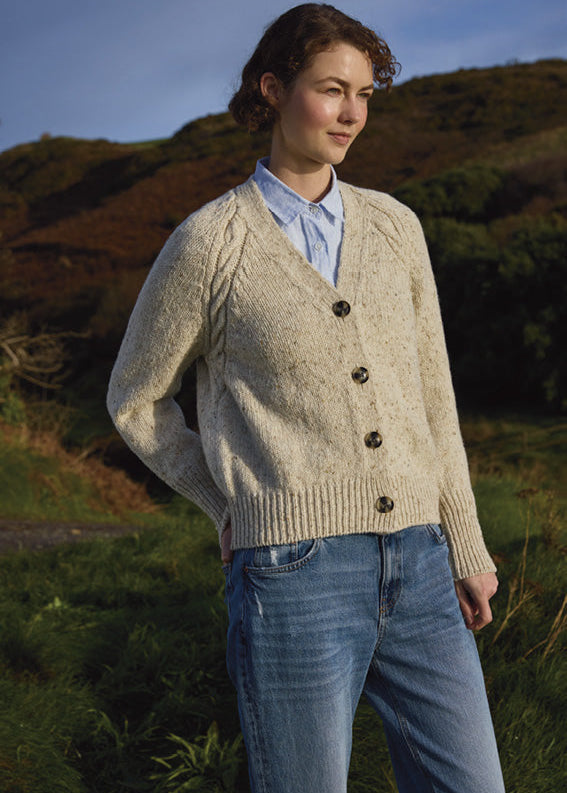 Fisherman Out of Ireland Raglan Cable Cardigan in Bainin