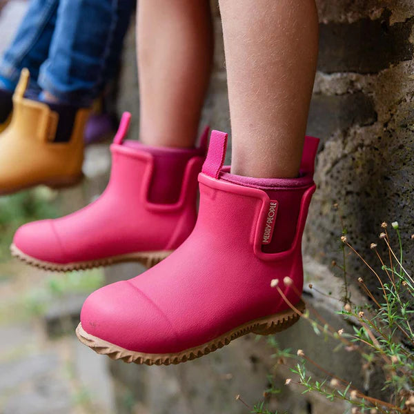 Kids Bobbi Boots- Fuchsia
