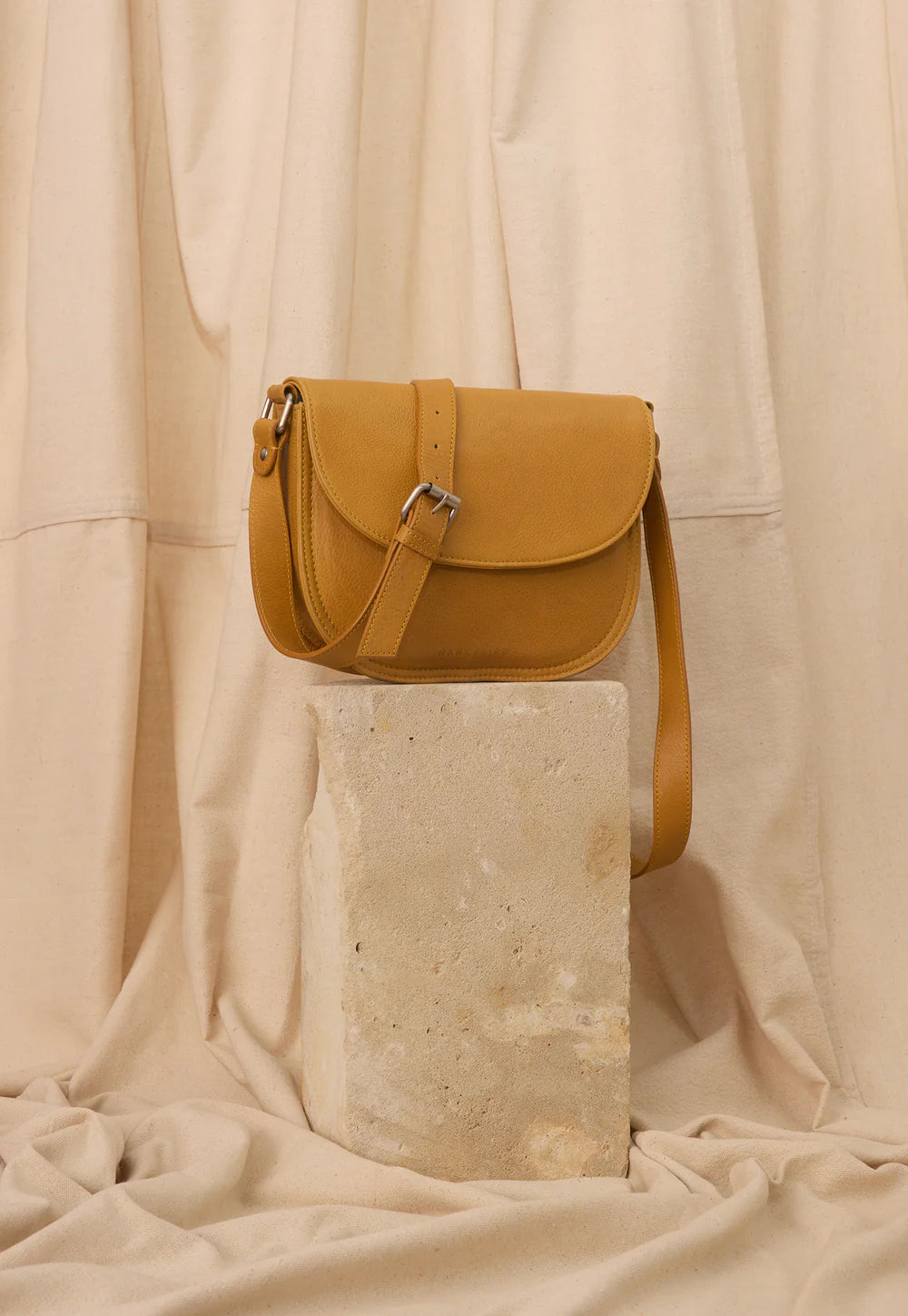 Nancybird Shell Bag in Tan