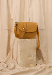 Nancybird Shell Bag in Tan