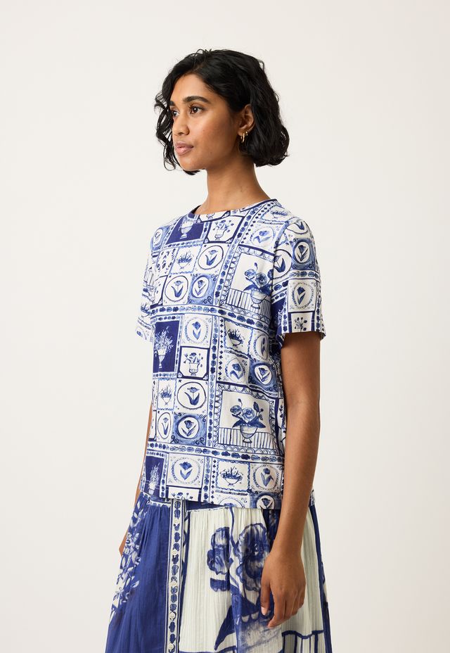 Apollo Tee- Lyon Tile