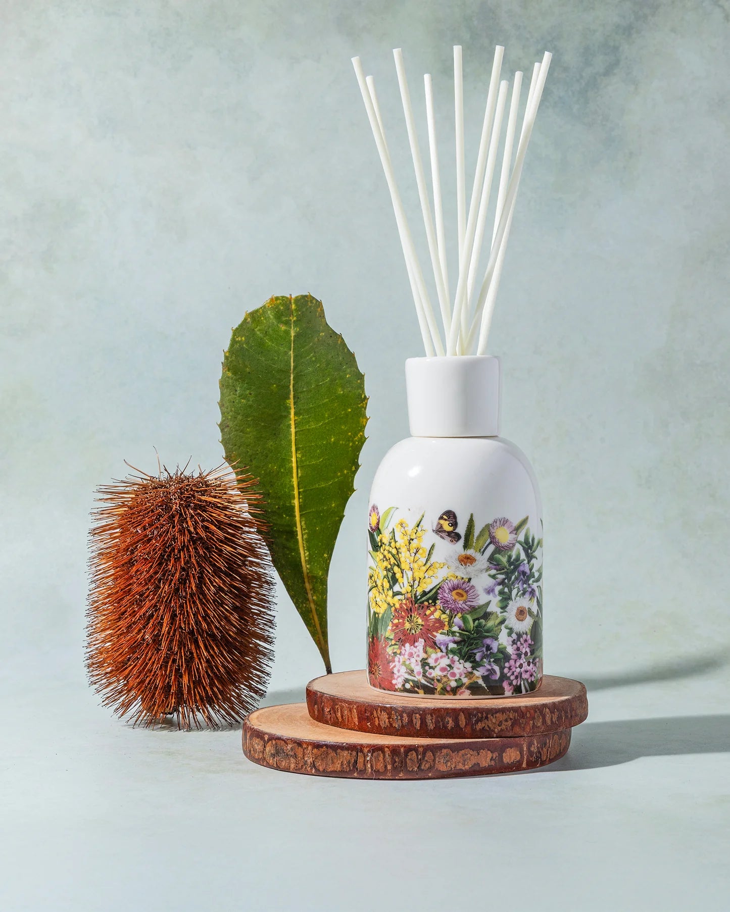 AustDiffuser-BotanicalBlooms1.webp