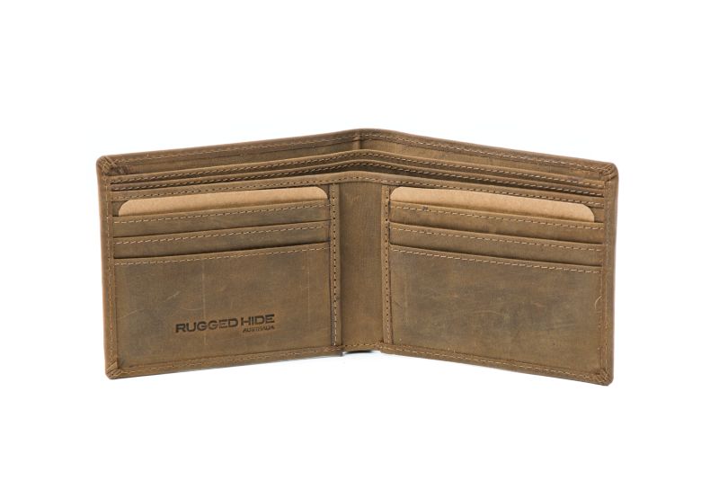Rugged Hide Axel Wallet in Camel