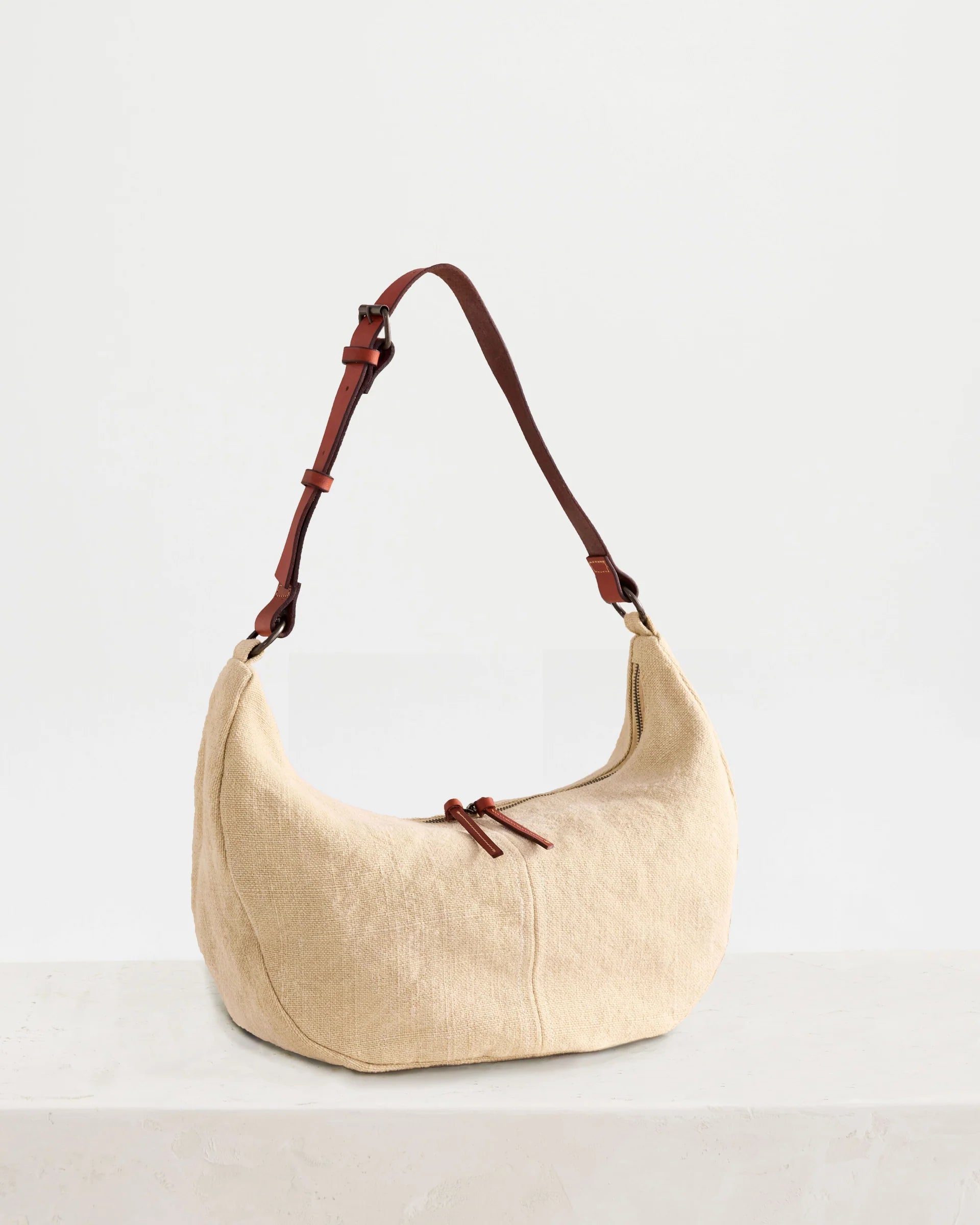 Bondi Sling Bag