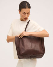 JuJu & Co Baby Unlined Tote in Chocolate