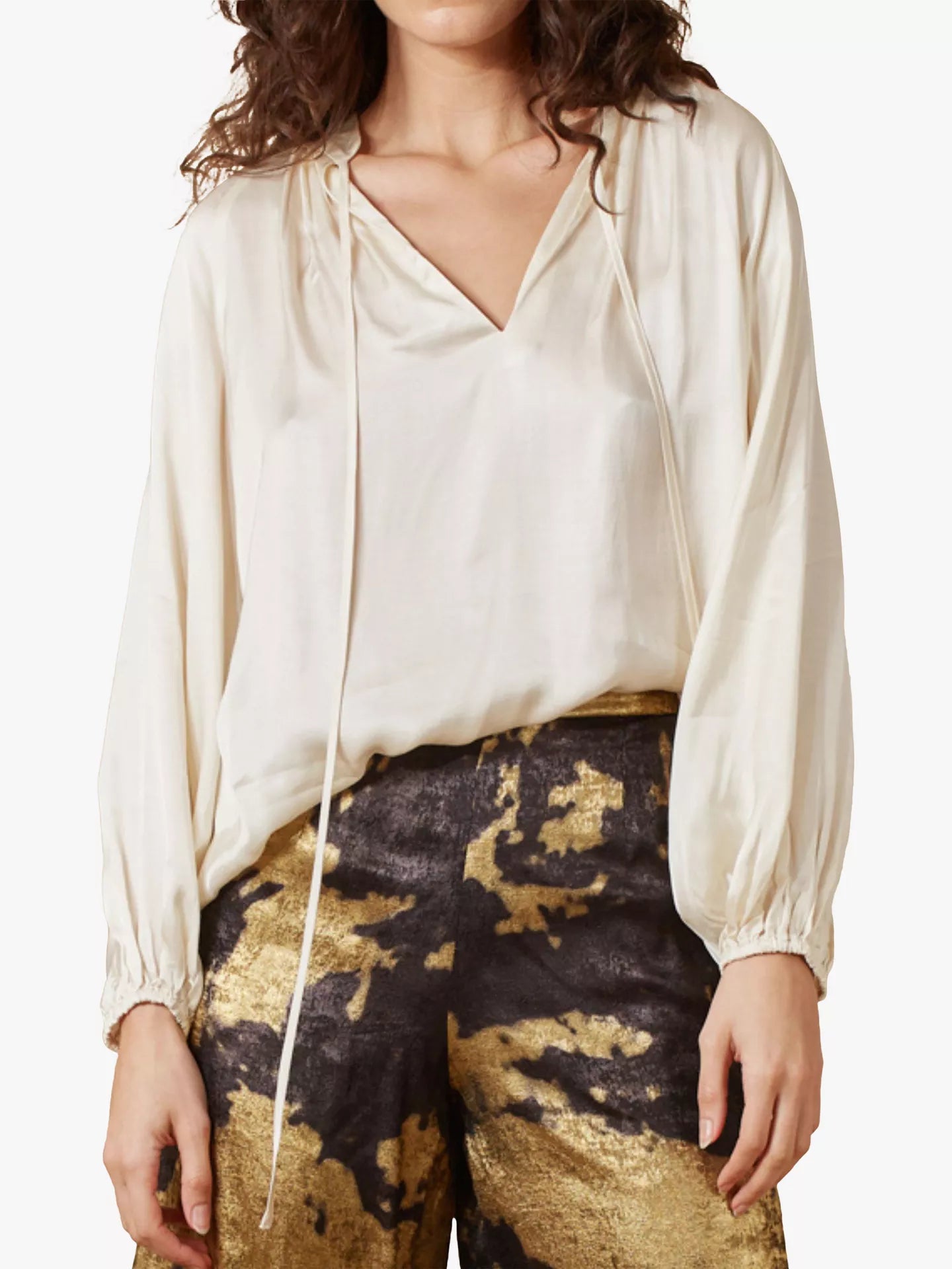 Billow_Blouse-Cream.webp