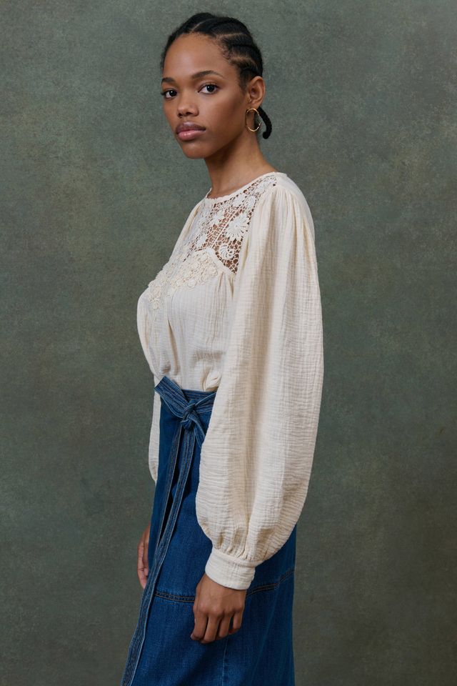Riya Embroidered Blouse-Cream