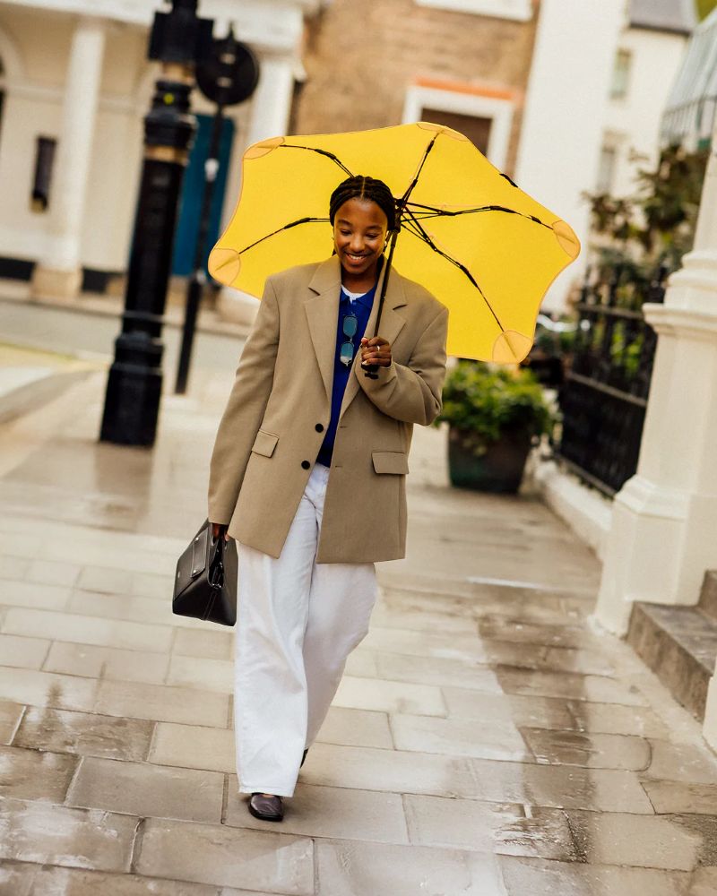 BLUNT Metro Umbrella in Citrus Yellow