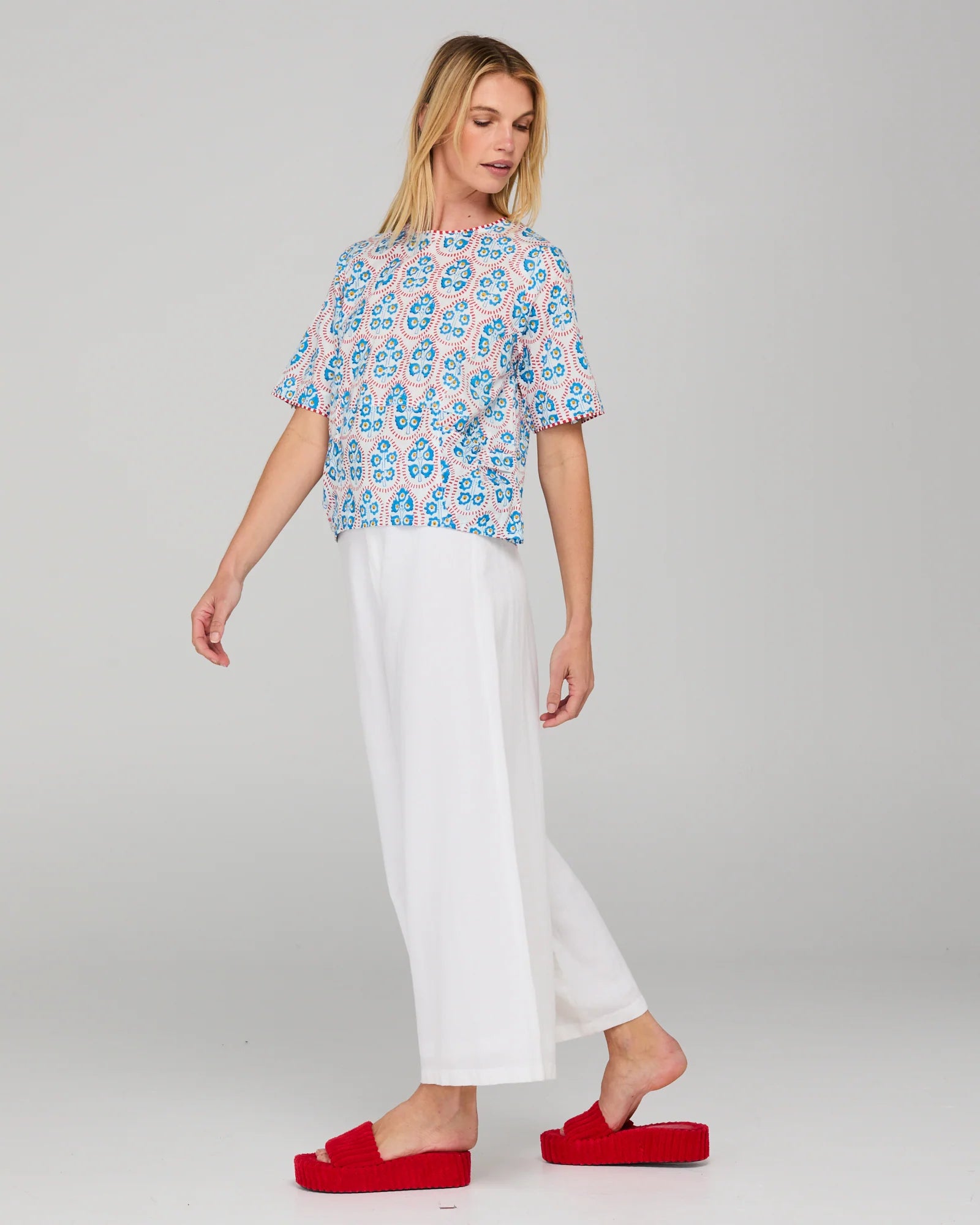 Guru Top- Emilia White