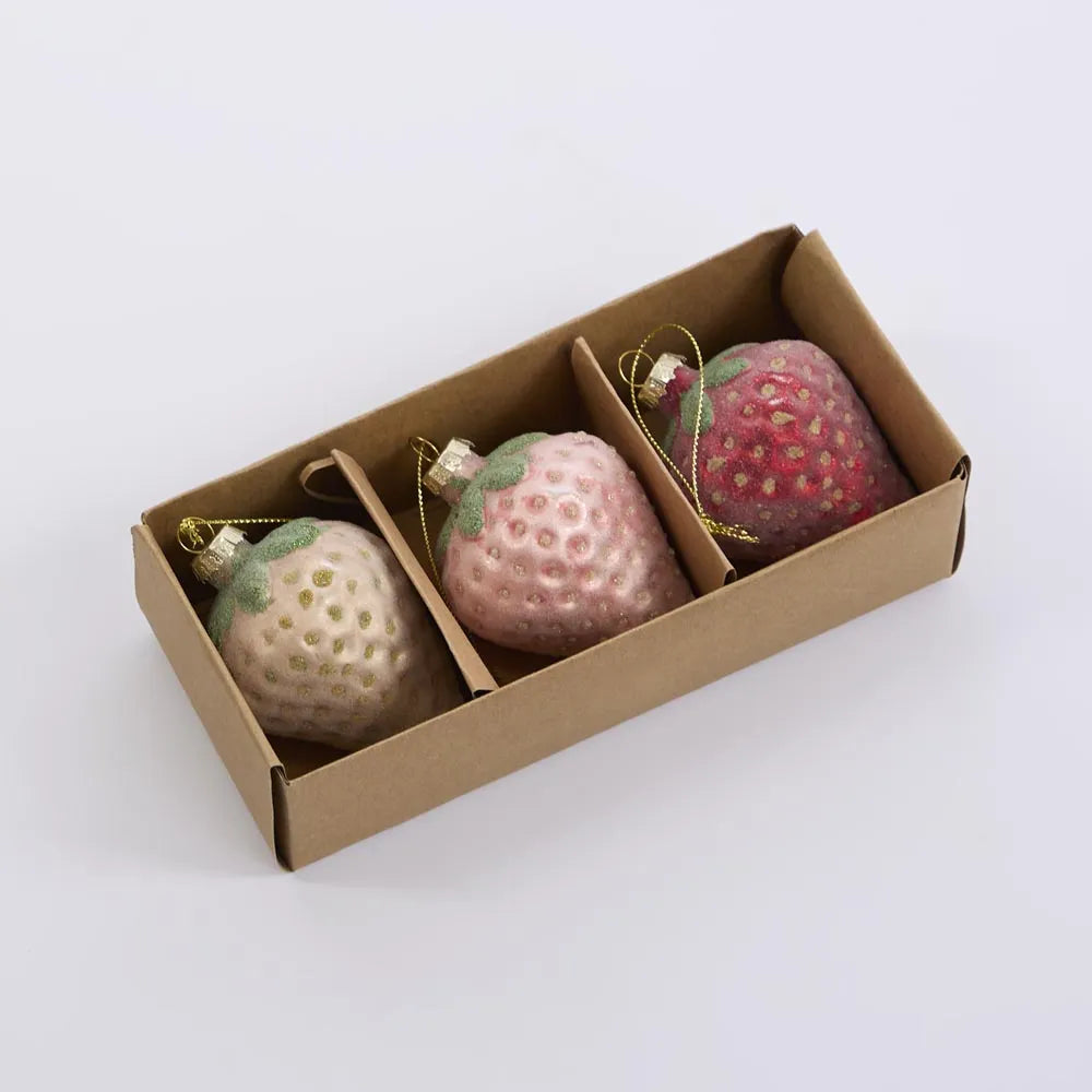 Boxedsteof3OmbreStrawberries.webp