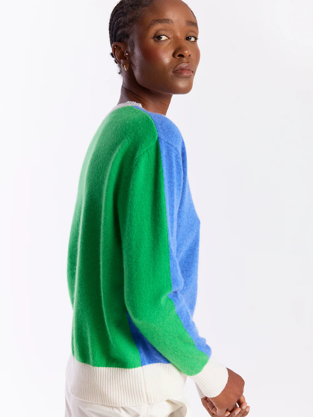 BrodieSummerColourblockCrew-Carolina1.webp