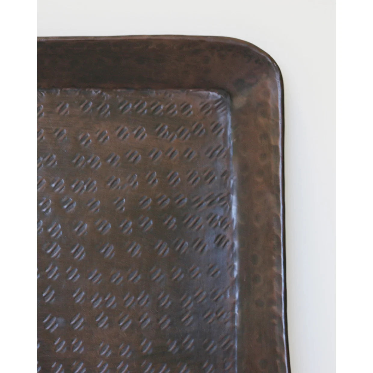 CCInteriors-LuxorTrayCorner.webp