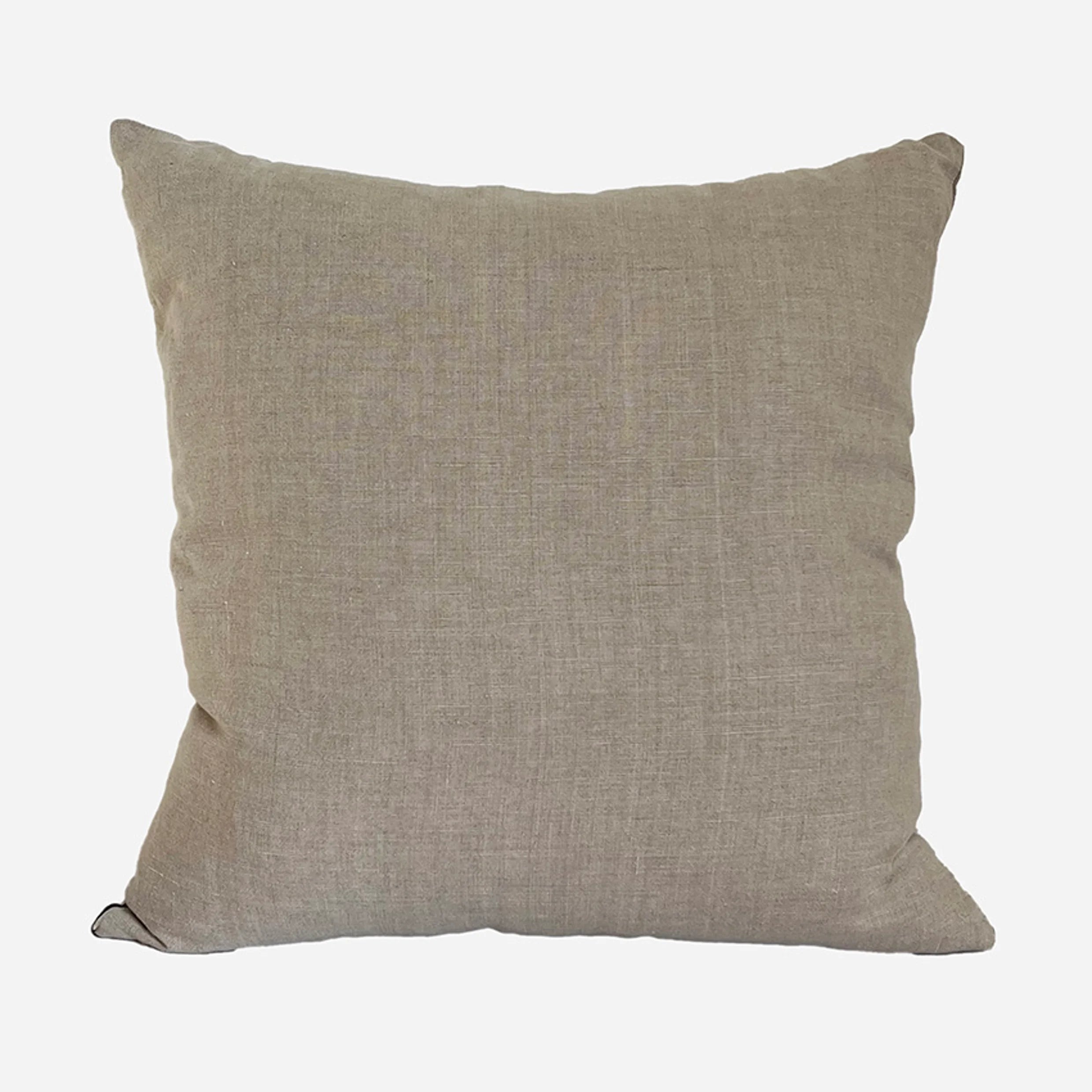 CCInteriorsCentralOtagoCushion-Back_a5a97327-d9c9-45d5-8f09-6e0cc440125e.webp
