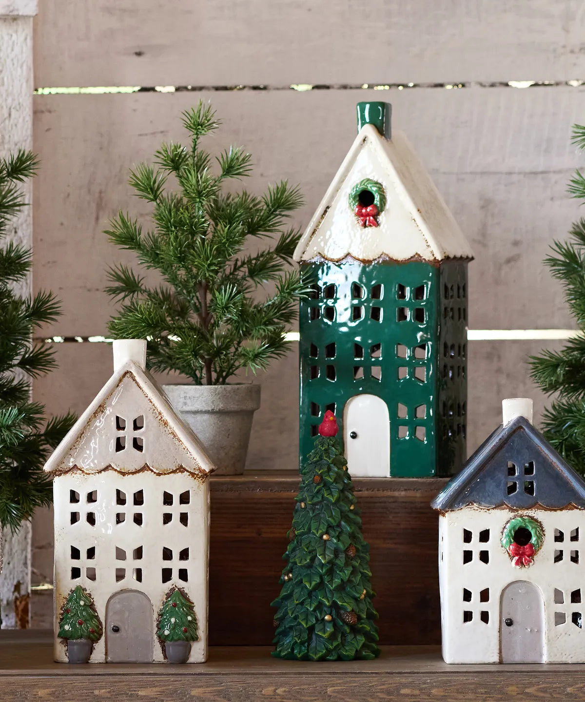 ChristmastealighthousegreenWreathlarge_58871c70-baf4-43f1-abd3-b778f7b600ab.webp