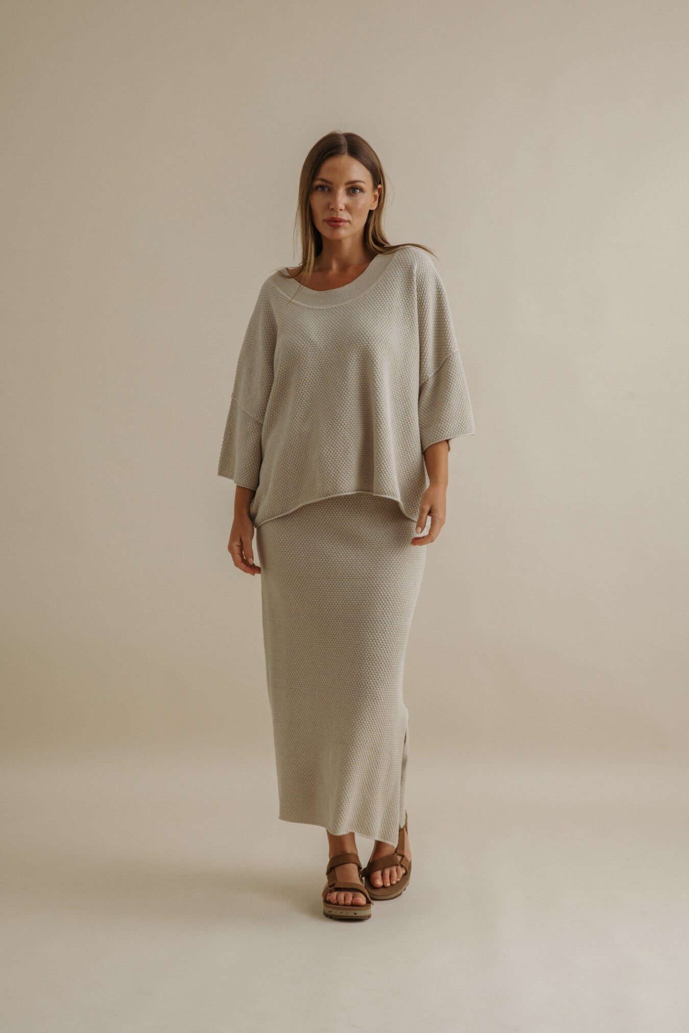 Coral Tee Pullover- Sand Combo