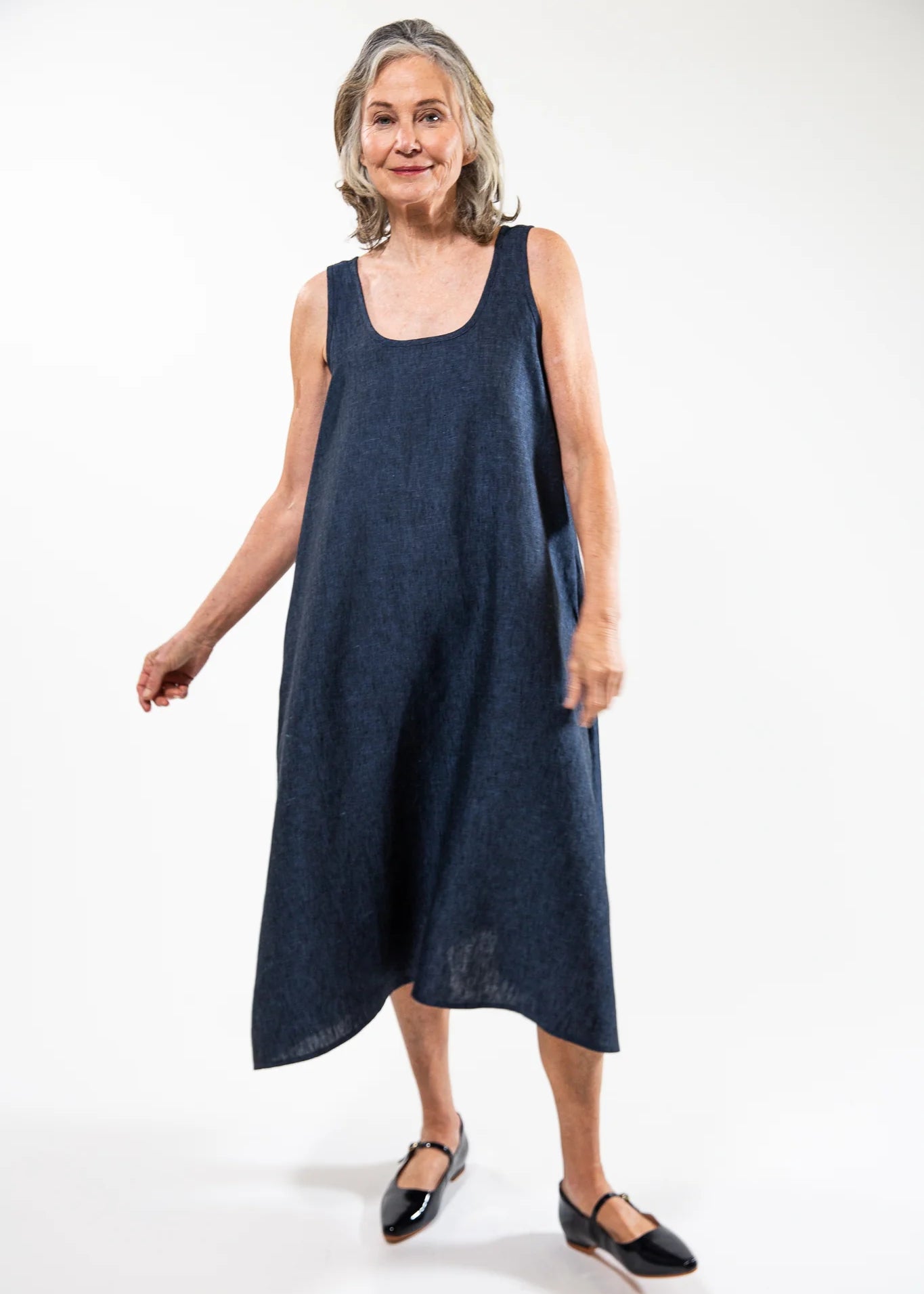 Danni_Slip_Dress_Navy-6_2048x2048_8dfcb393-a6cf-4c22-9138-c1a06b7af0bb.webp