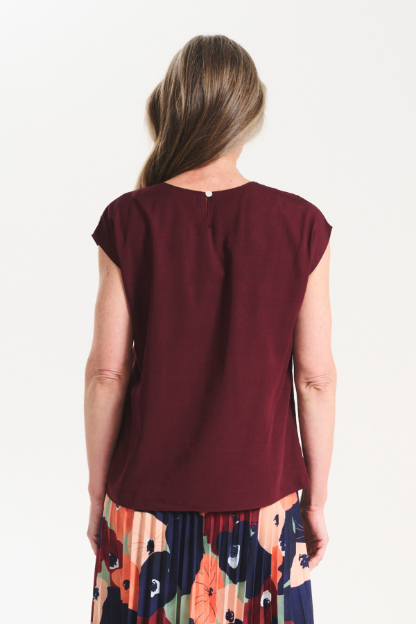 Helena Tee- Claret
