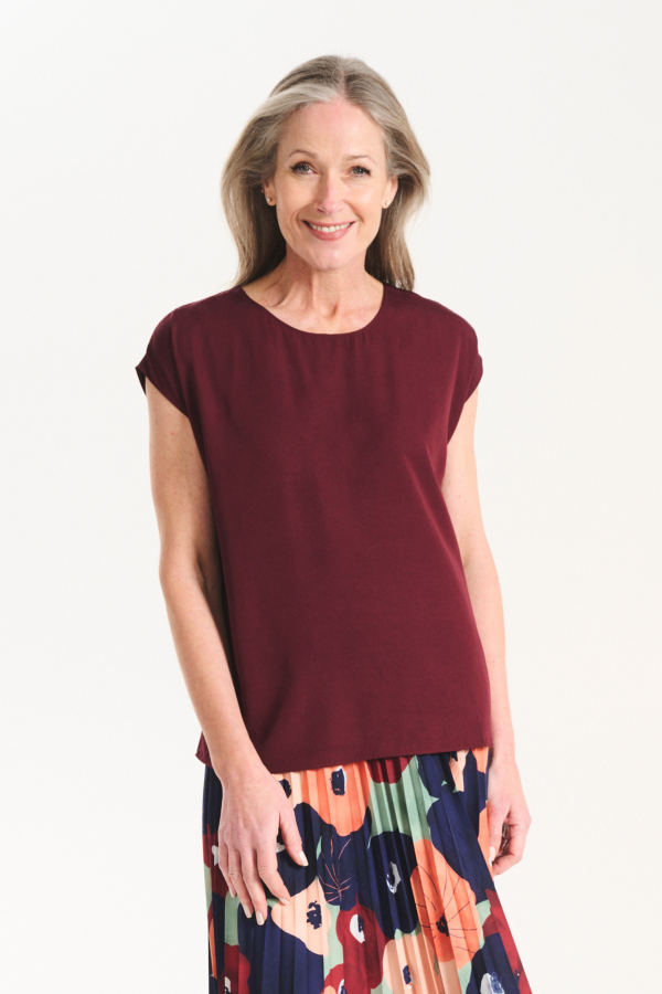 Olga de Polga Helena Tee in Claret