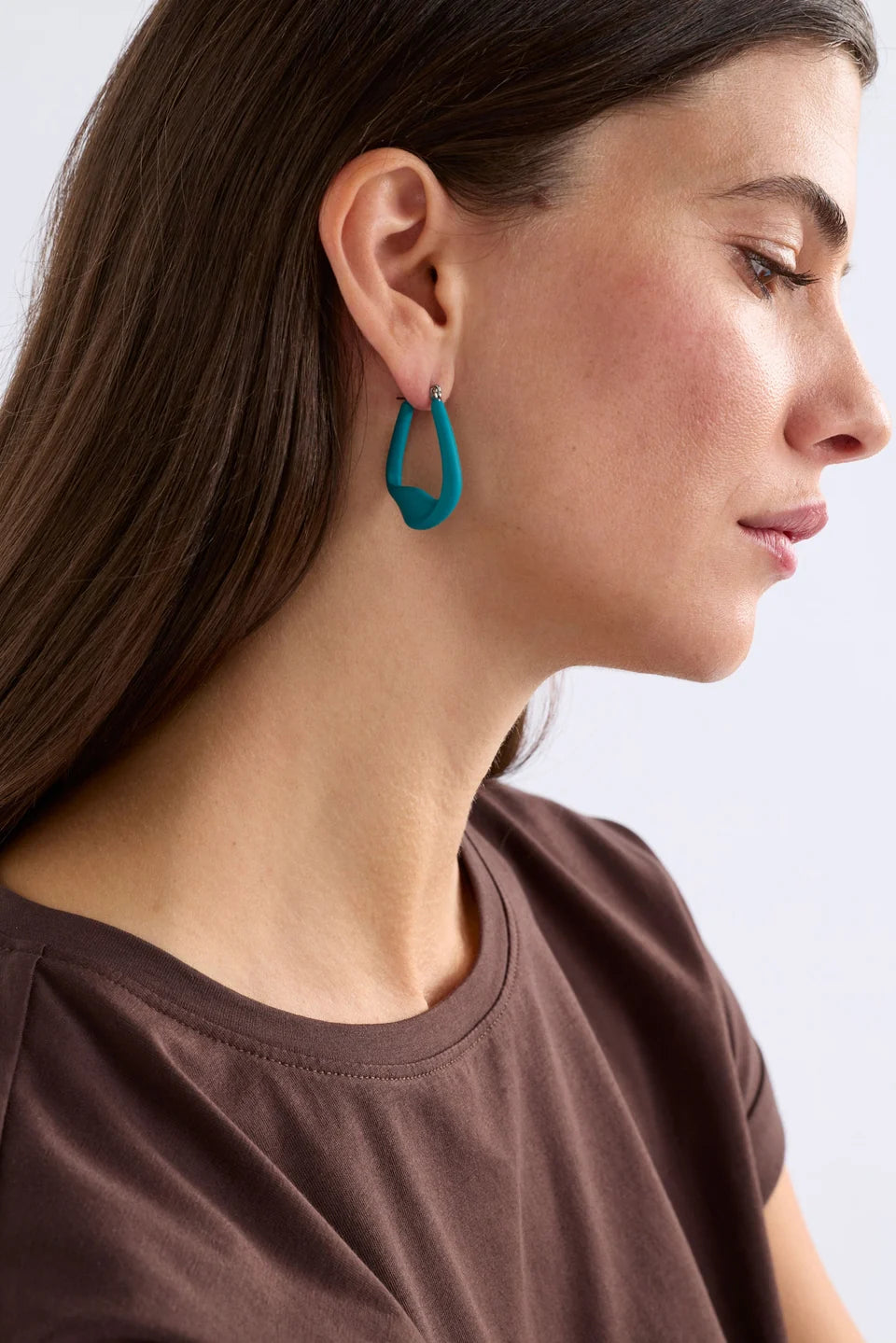 Rekke Gold Hoop Earring