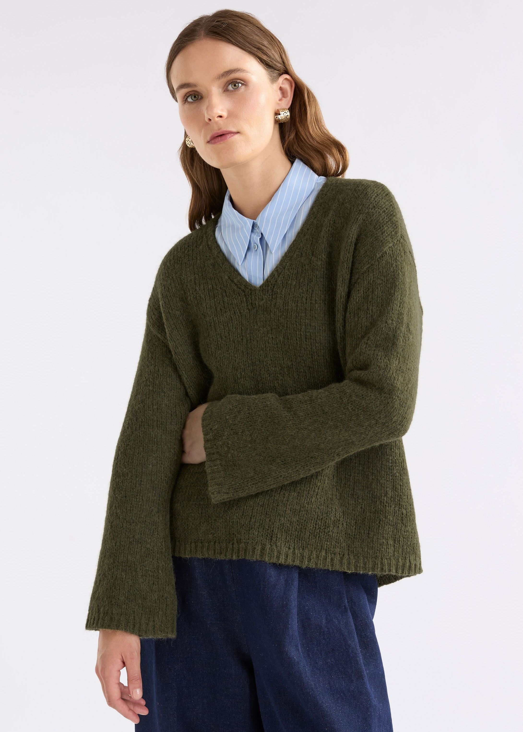 ELK-AnkenSweater-DarkOlive1.jpg