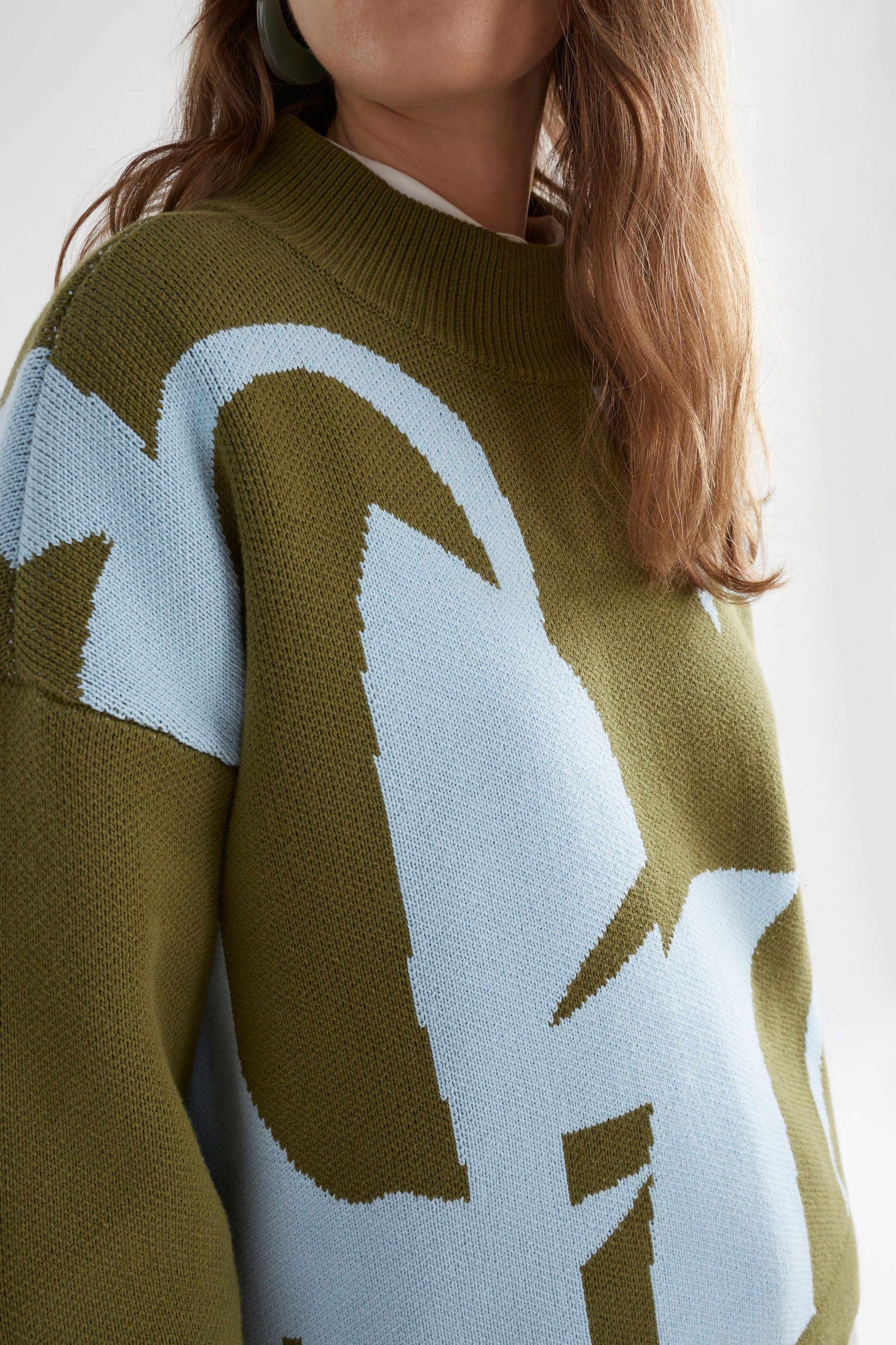Leben Sweater- Blue/ Artichoke