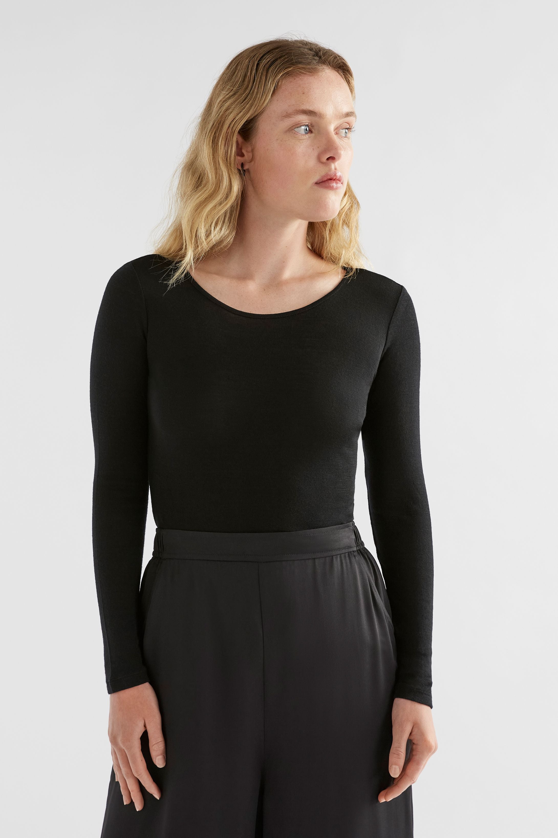 Merino Wool Long Sleeve Top- Black