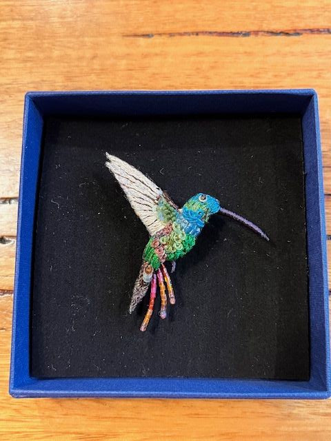 EmeraldChinHummingbird1.jpg