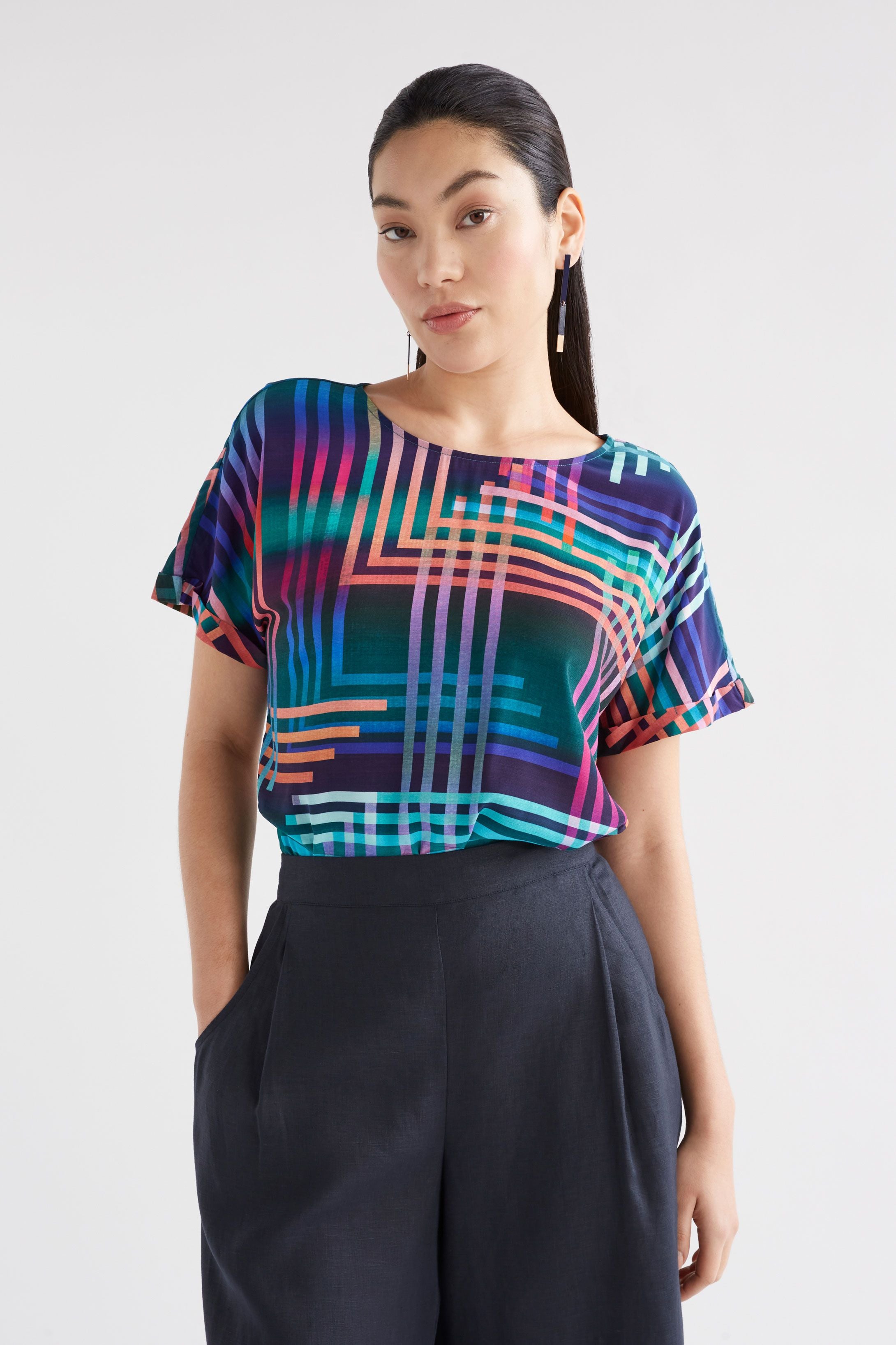 ELK Eryn Top in Navy Ligheten Print