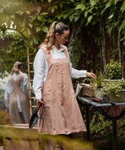 Cross Back Linen Apron
