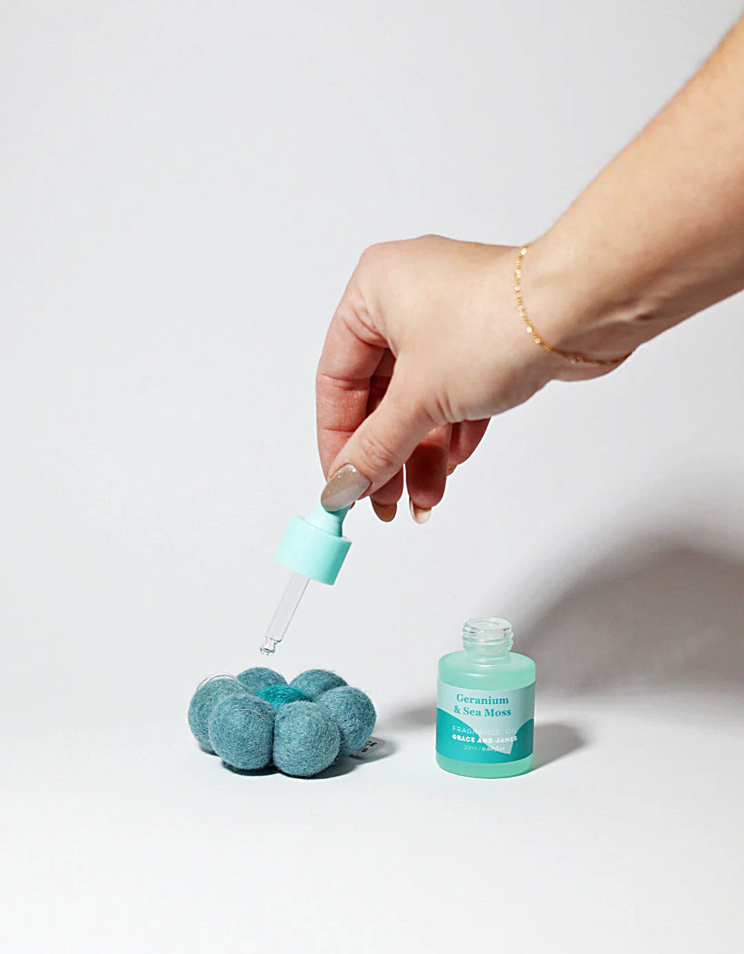 BLOOM Felt Air Freshener- Geranium & Sea Moss