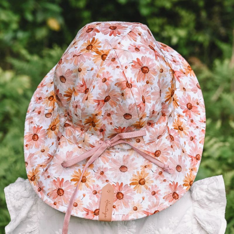'Wanderer' Reversible Panelled Bucket Hat- Peggy