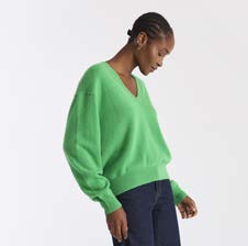 Brodie ailey V Neck Cashmere Sweater in Spring Green