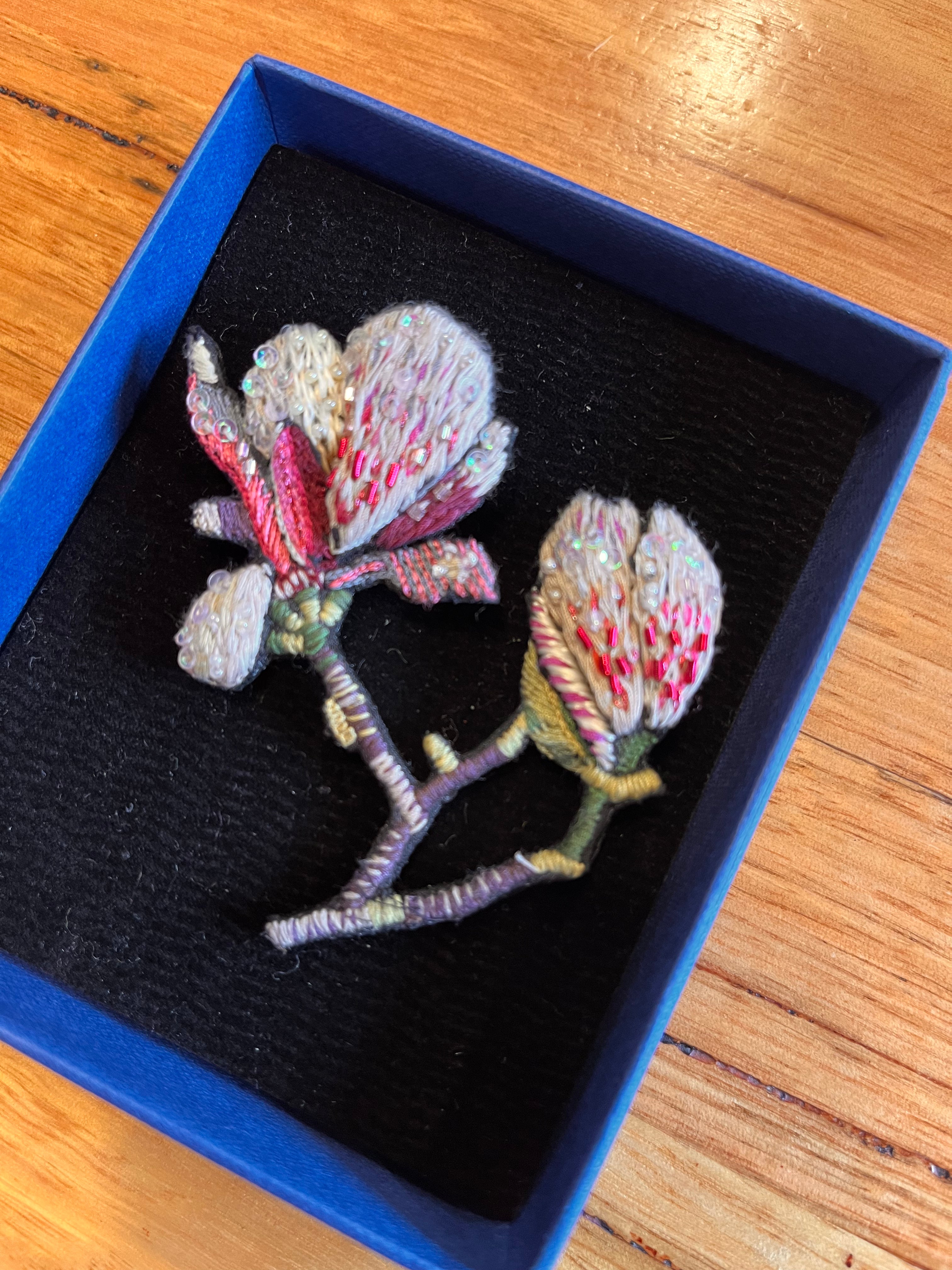 Trovelore Brooch Magnolia