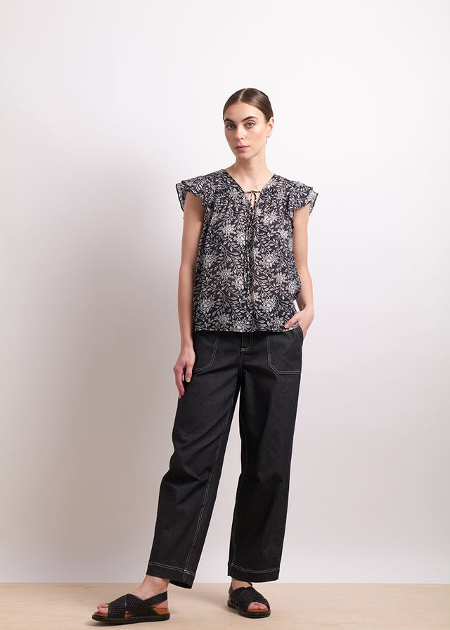 Neris In Print Top in Khol