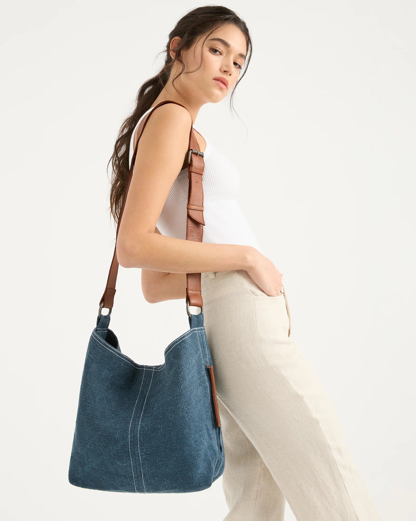 JuJu & Co Baby Jute Tote Bag with Leather Strap in Indigo