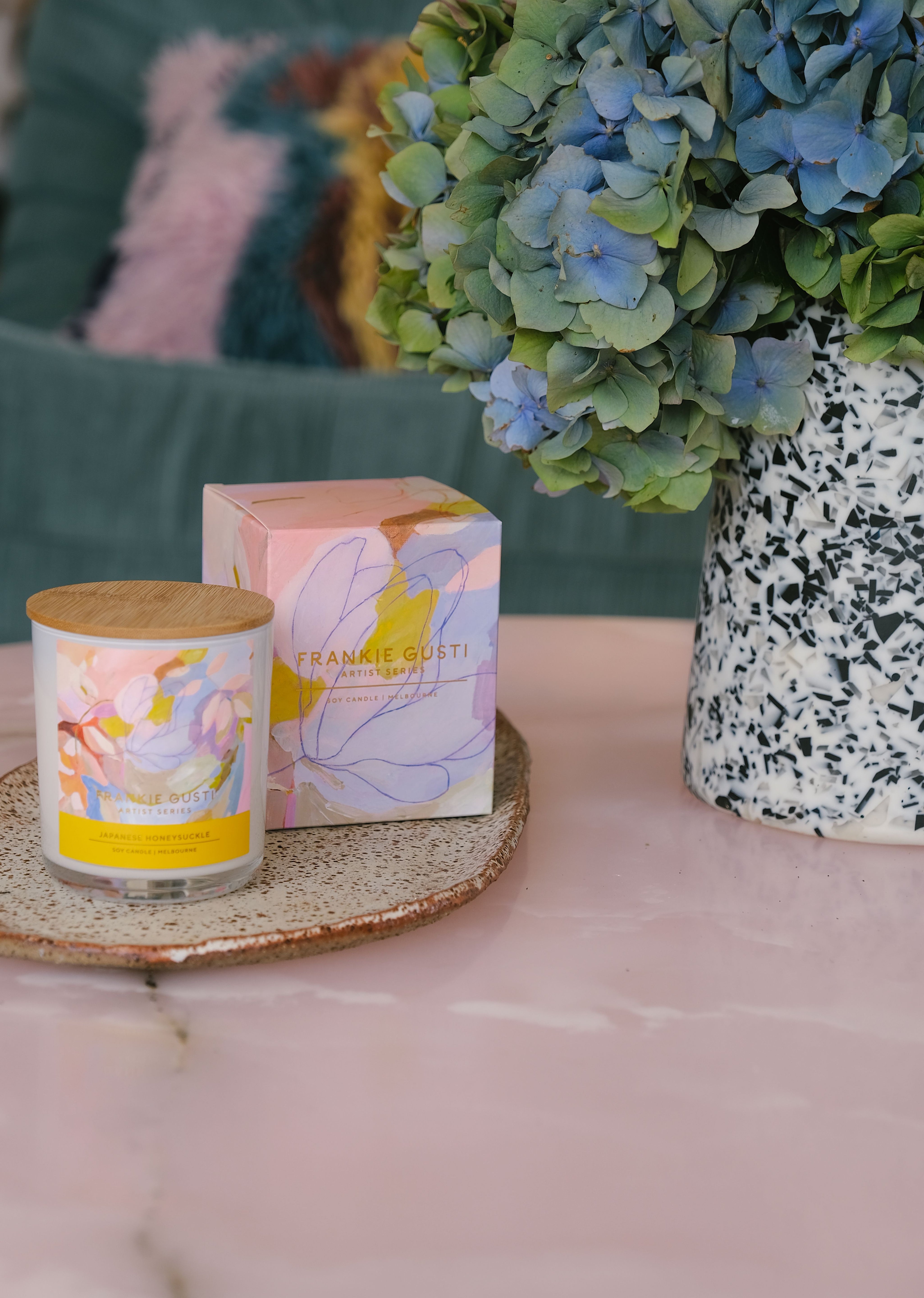 Art Series Candle/Diffuser- Japanese Honeysuckle