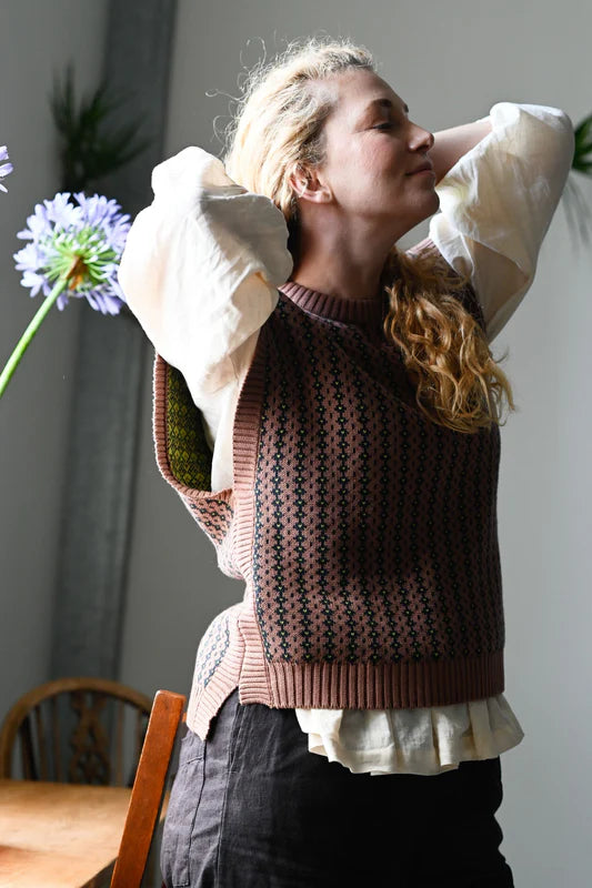 Jo Vest- Clove