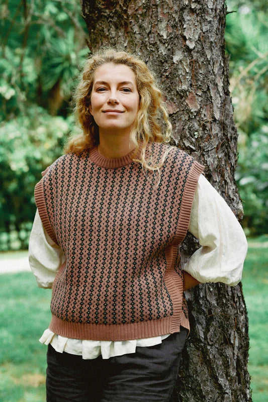 Jo Vest- Clove
