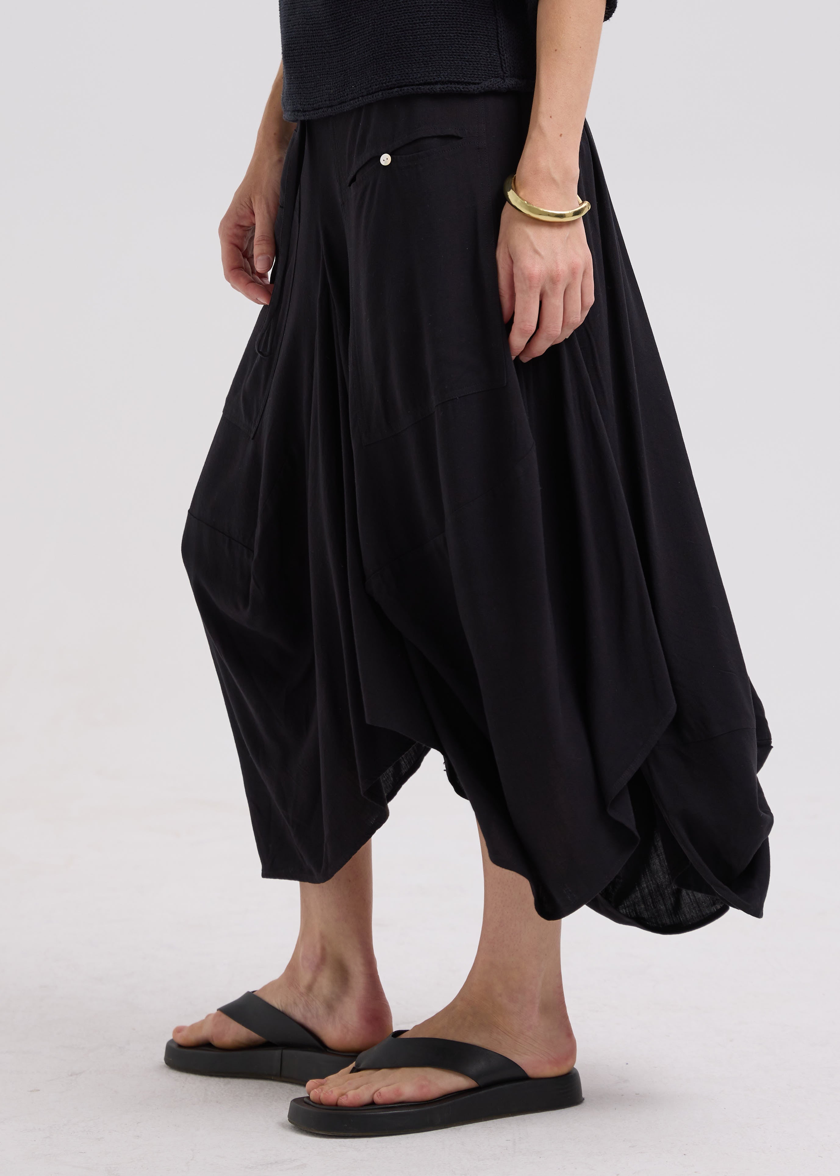 LC7788BLACK4.jpg