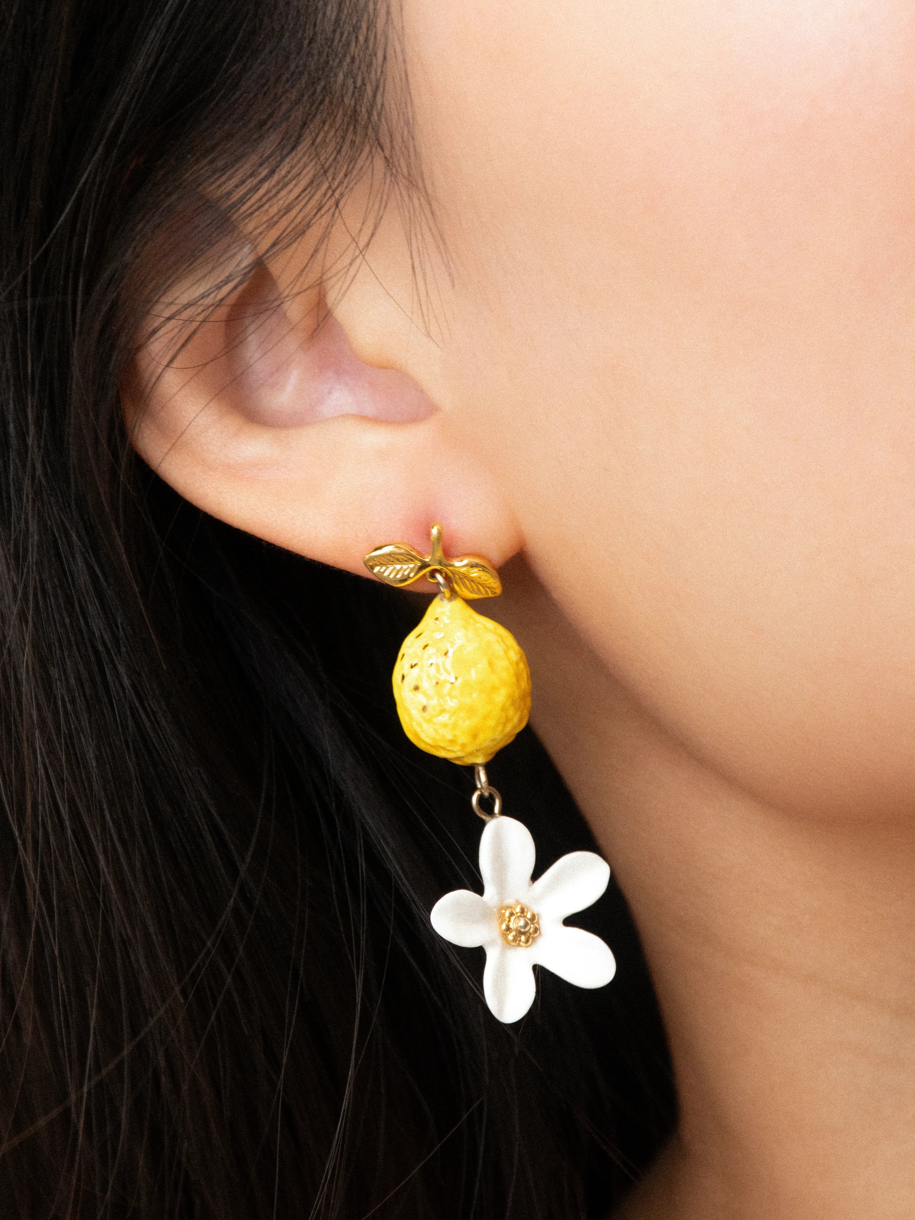 Lemon_FlowerDropEarring-Nach1.webp