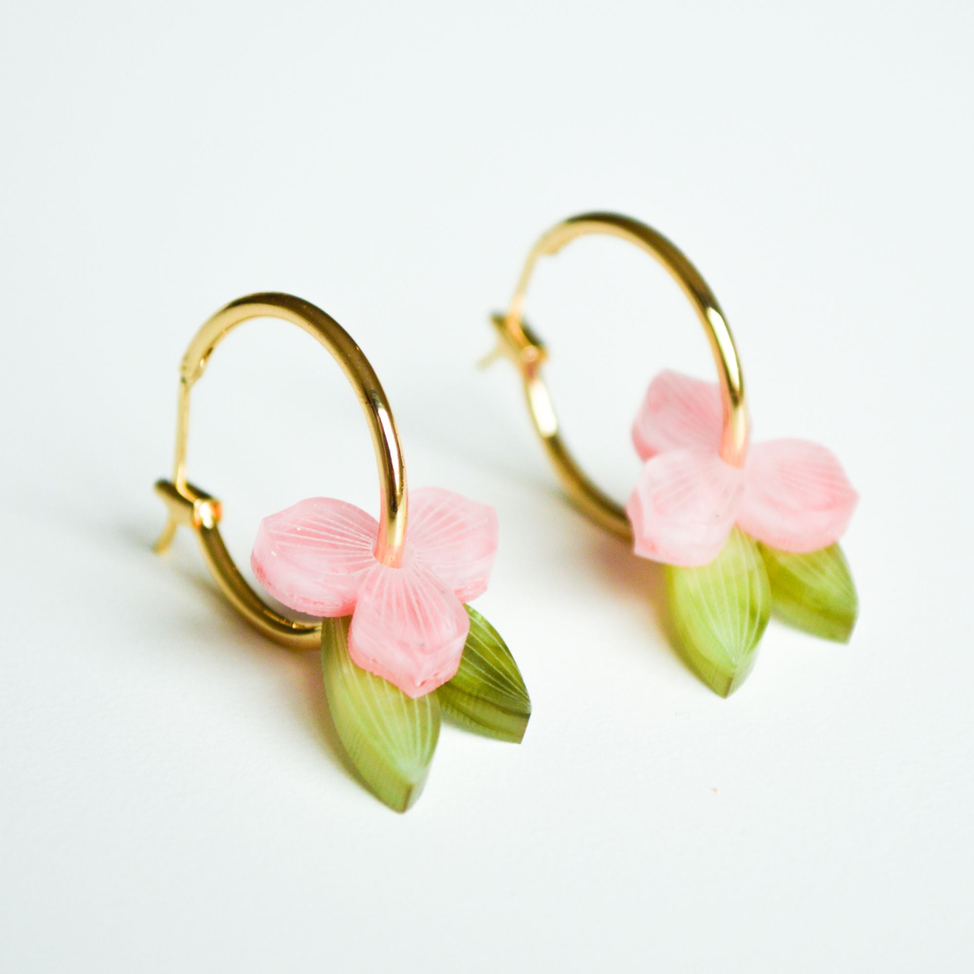 Hagen & Co Meadow Earrings in Coral
