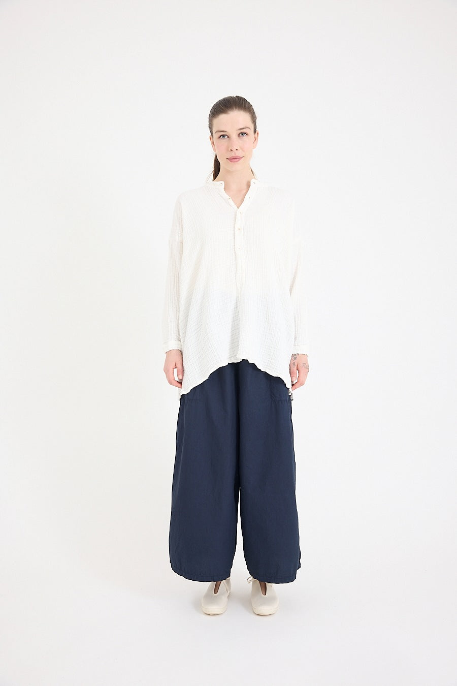 Metta Melbourne Coal Miners Shirt in Triple Gauze Cotton Off White