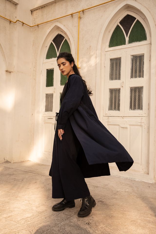 Mihi_Jacket-Long-Navy_156168da-1b9c-434c-9f25-e6d123cc11eb.jpg