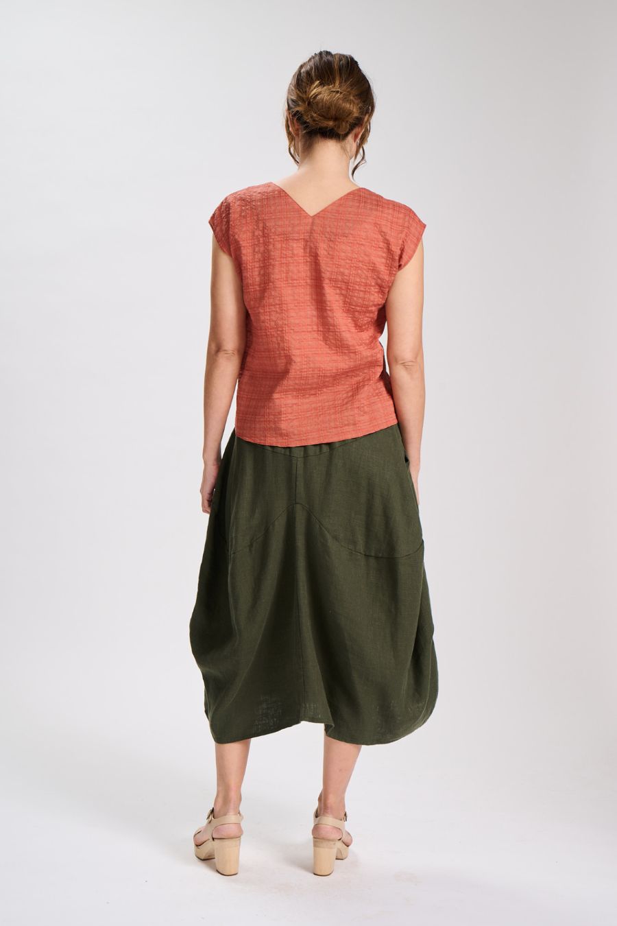 Milwaukee Fiesta Linen Skirt- Khaki