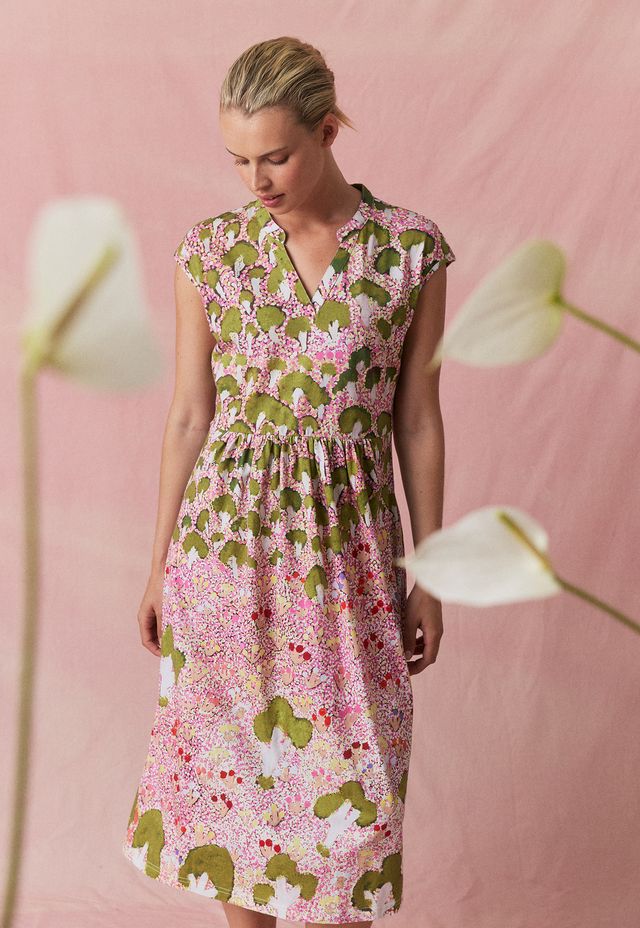 Frankie Dress- View of Country