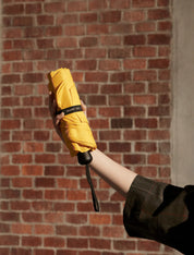 BLUNT Neo Compact Umbrella in Citrus Yellow