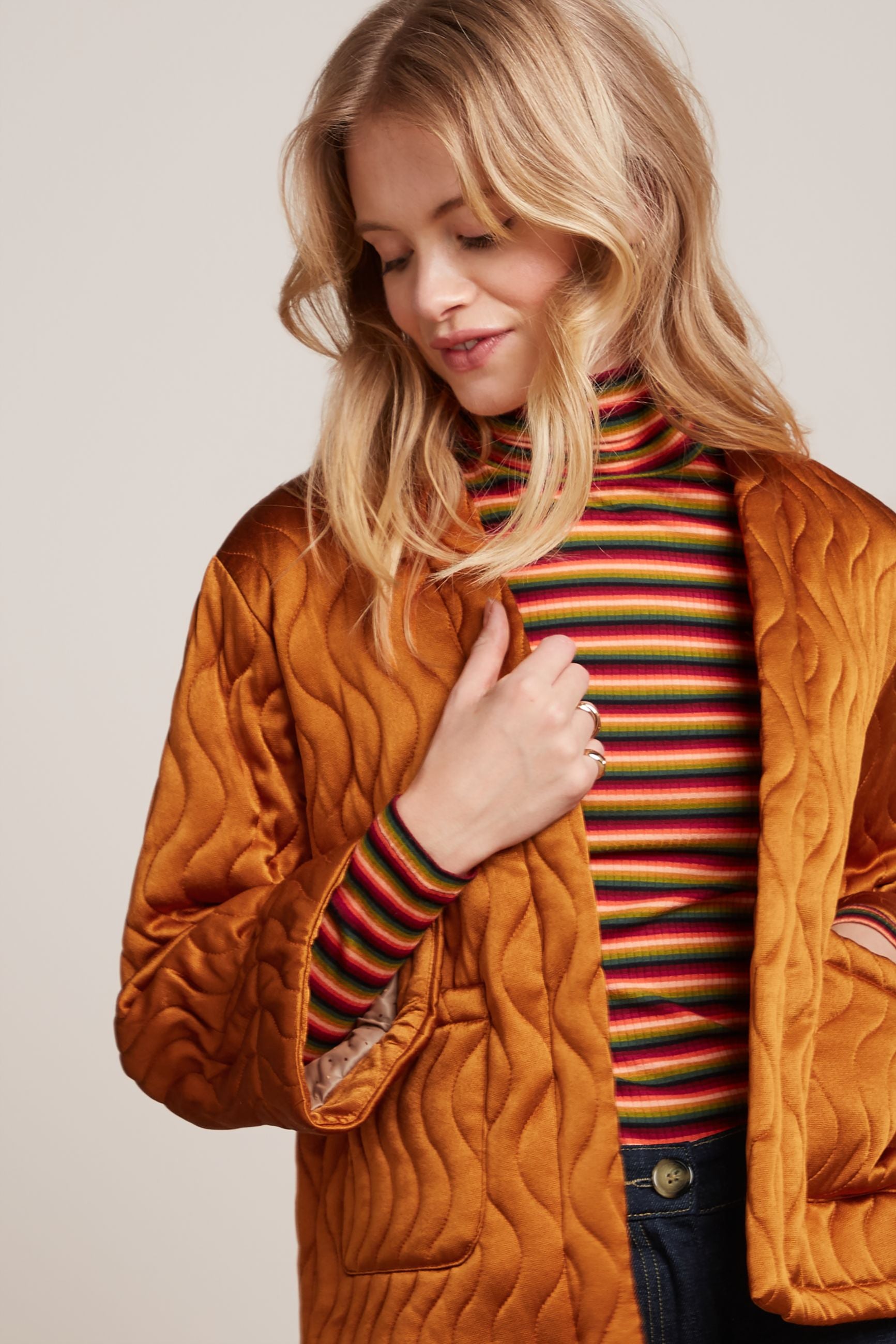 King Louie Noor Jacket in Star Satin