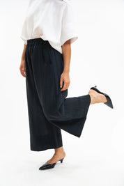 Oliver Pant- Black Crush
