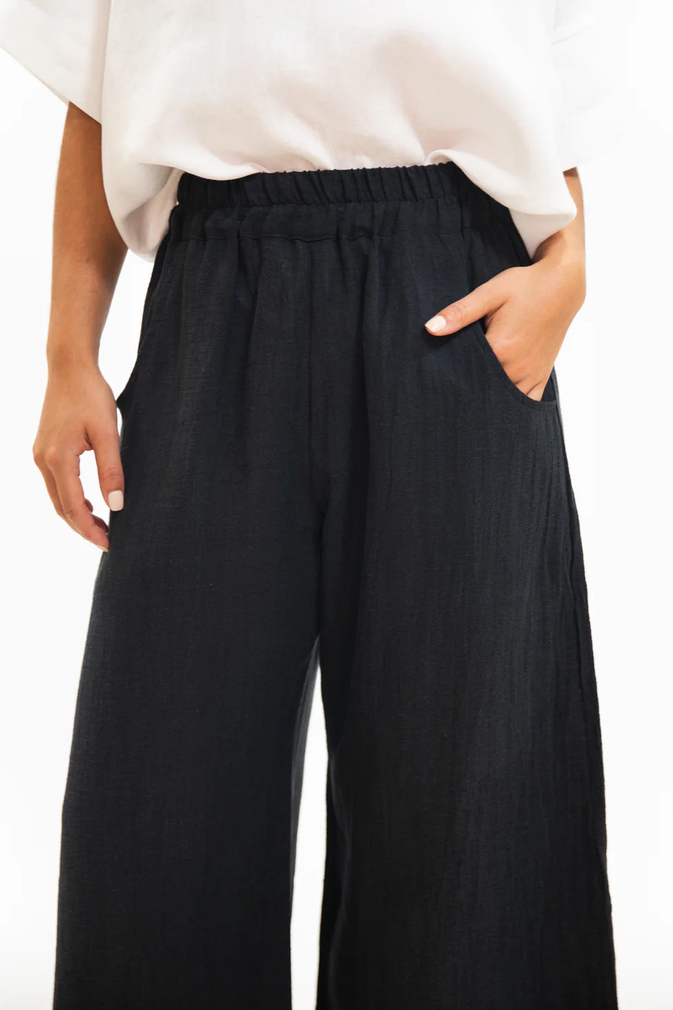 Oliver Pant- Black Crush