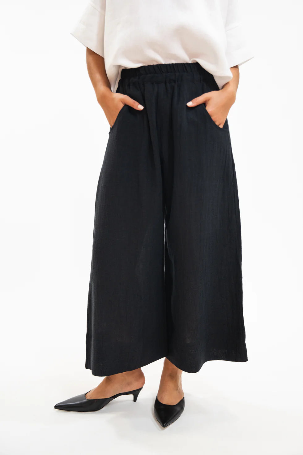 Oliver Pant- Black Crush